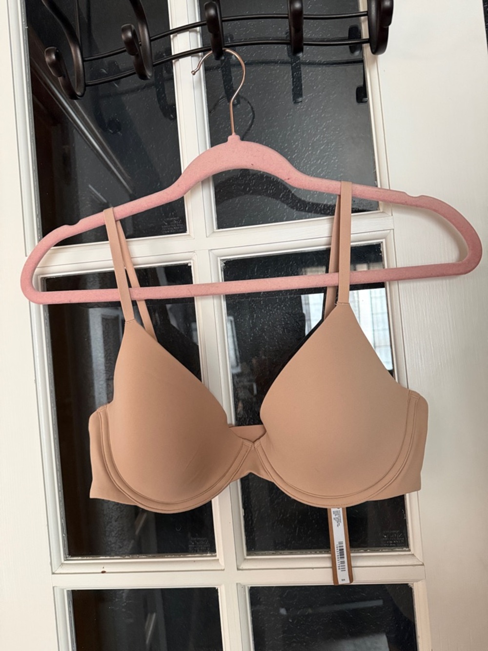 SKIMS Fits Everybody Scoop Plunge Bra in Clay